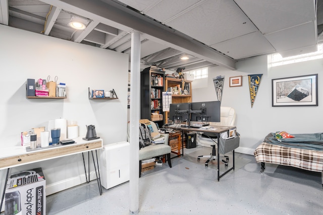 office space featuring baseboards