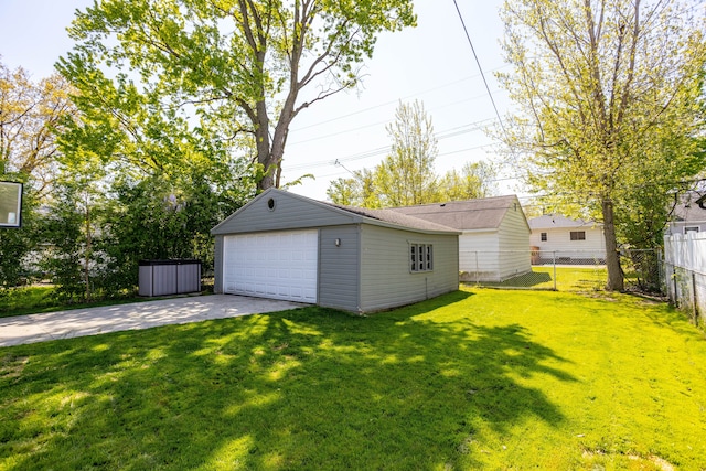 view of detached garage