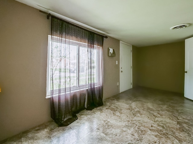 8320 Nightingale St, Dearborn Heights, MI 48127 - view of unfurnished room