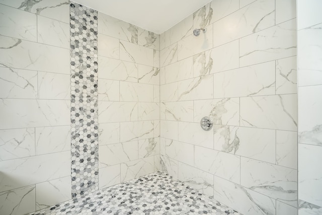 17344 Wisconsin St, Detroit, MI 48221 - bathroom with a tile shower
