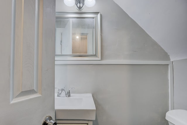 18613 Santa Rosa Dr, Detroit, MI 48221 - bathroom featuring toilet and vanity