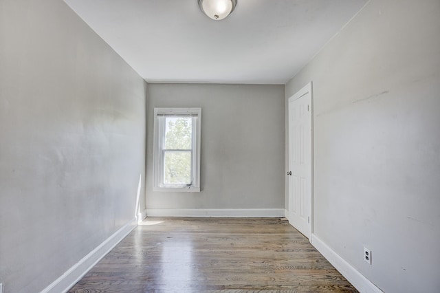 18613 Santa Rosa Dr, Detroit, MI 48221 - empty room featuring wood finished floors and baseboards