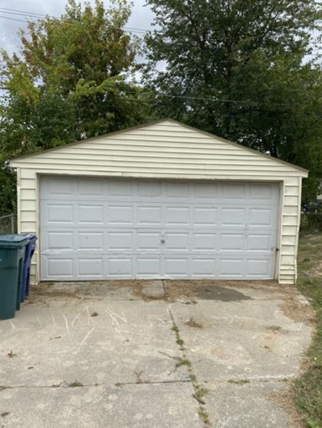 1778 Reo Ave, Lincoln Park, MI 48146 - view of detached garage