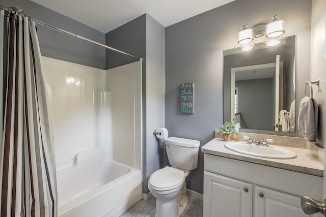 full bathroom featuring tile patterned floors, toilet, shower / bathtub combination with curtain, and vanity
