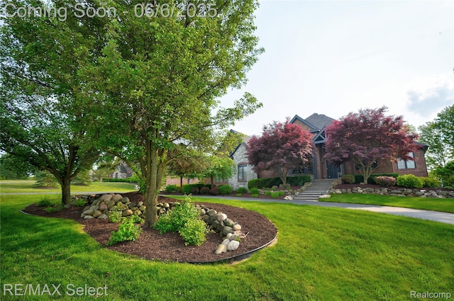 8320 Misty Mdws, Grand Blanc, MI 48439 - view of community featuring a yard