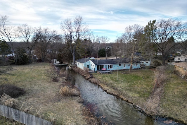 1090 Sunset Dr, Holly, MI 48442 - aerial view of property and surrounding area featuring a nearby body of water