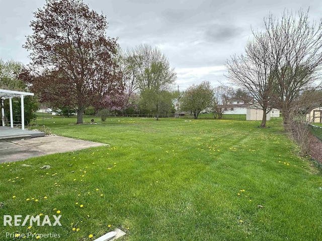 1321 Rollins St, Grand Blanc, MI 48439 - view of yard with a patio