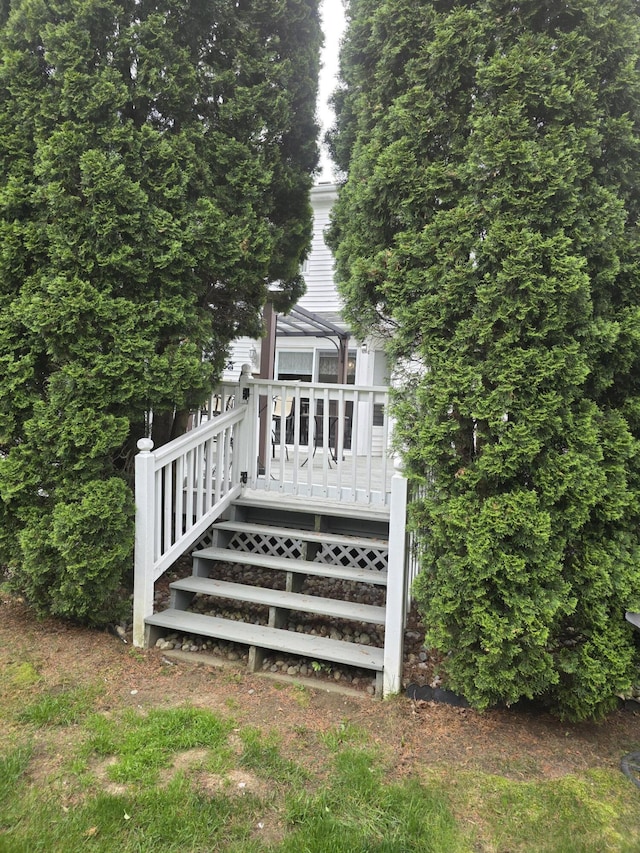 5835 S Ashford Way, Ypsilanti, MI 48197 - rear view of house with a deck