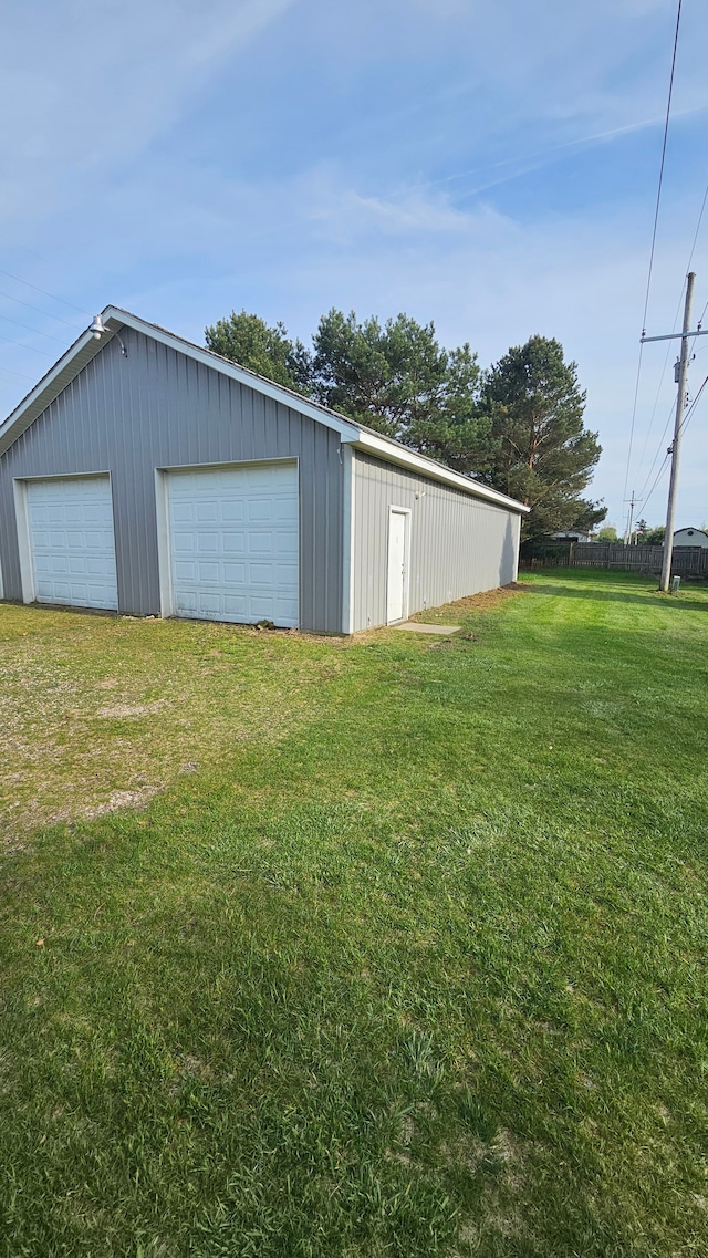 view of detached garage