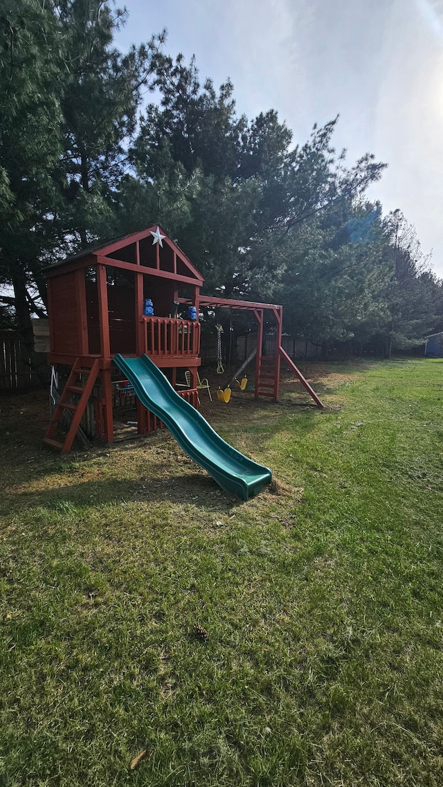 view of play area featuring a yard