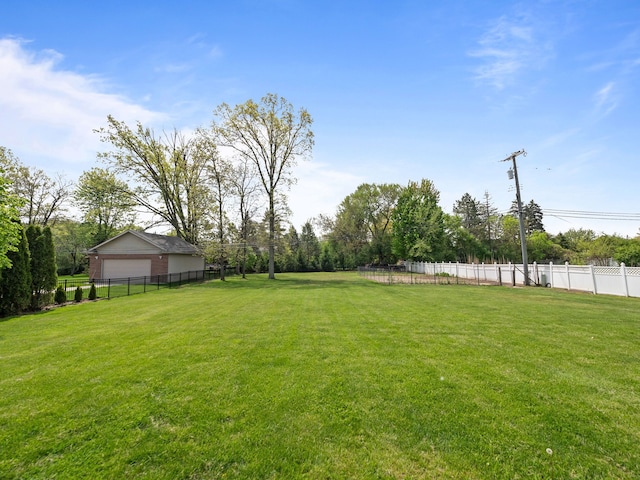 1334 Larayne Dr, Troy, MI 48085 - view of yard featuring a detached garage