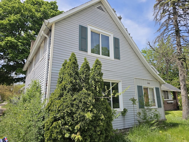 view of side of property
