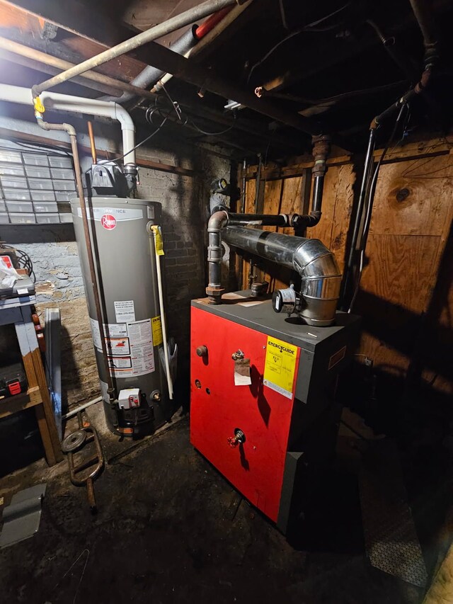 2036 Collingwood St, Detroit, MI 48206 - utility room featuring gas water heater and a heating unit