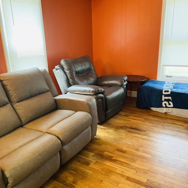 326 N Oak St, Owosso, MI 48867 - living room with wood finished floors