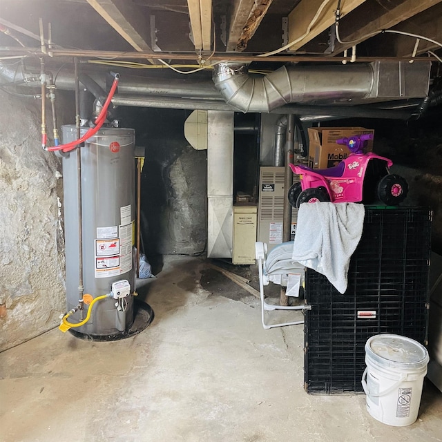 326 N Oak St, Owosso, MI 48867 - unfinished below grade area with water heater