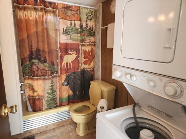 1631 W Lone Pine Rd, Baldwin, MI 49304 - laundry room with stacked washer / dryer