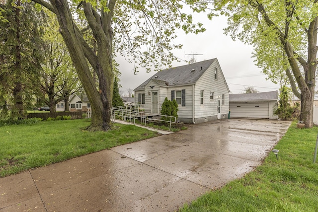885 Hawthorne Ave, Ypsilanti, MI 48198 - view of front facade with crawl space and roof with shingles