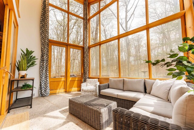 10400 E Youker Dr, Suttons Bay, MI 49682