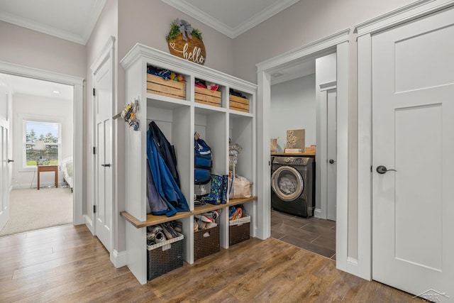 5353 N Graham Rd, Freeland, MI 48623 - mudroom with washer / dryer, wood finished floors, ornamental molding, and baseboards