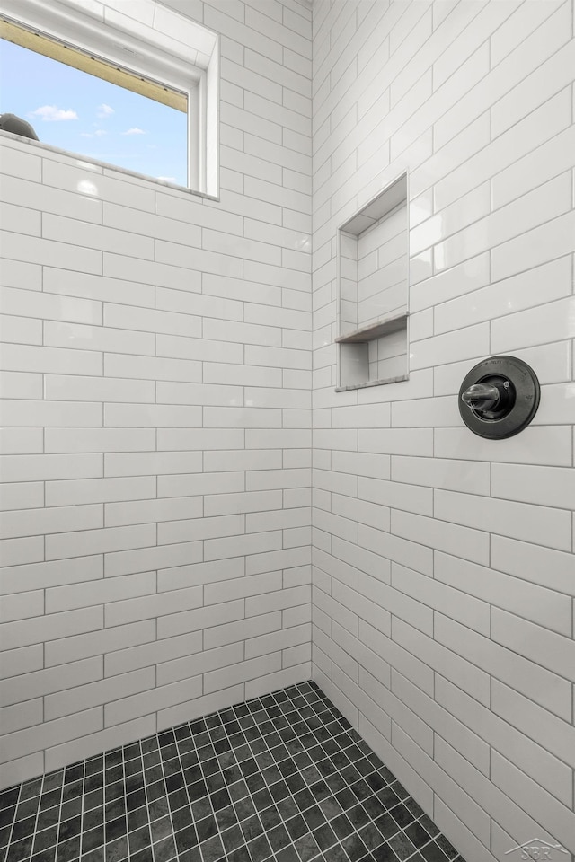 5353 N Graham Rd, Freeland, MI 48623 - full bathroom featuring a tile shower