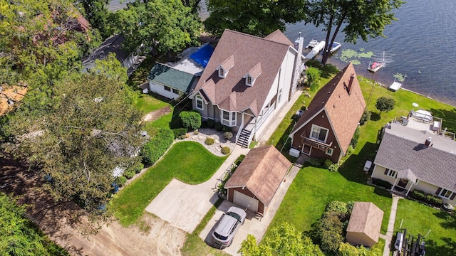 8216 Leonard Dr, Holly, MI 48442 - aerial view of property and surrounding area with a large body of water