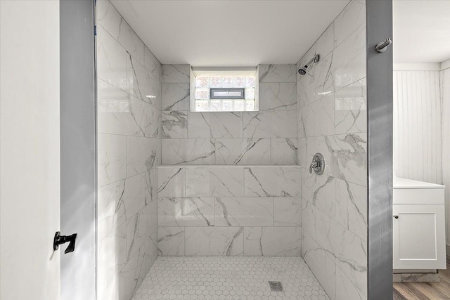 13519 Mansfield St, Detroit, MI 48227 - full bath featuring a tile shower