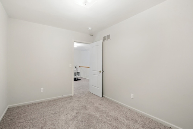 28986 Christopher Ln, Southfield, MI 48034 - spare room with light colored carpet and baseboards
