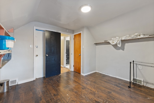 14028 Whitcomb St, Detroit, MI 48227 - bonus room featuring lofted ceiling, hardwood / wood-style floors, and baseboards