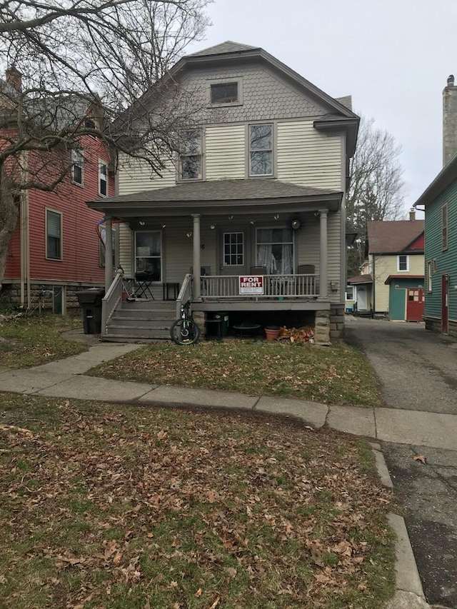 view of front of house featuring covered porch