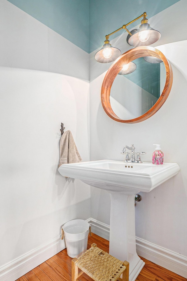 7812 Fountain Hills Ln, Davisburg, MI 48350 - bathroom with baseboards and wood finished floors