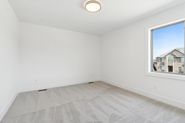 19266 Thompson Dr, Macomb, MI 48042 - unfurnished room with carpet flooring and baseboards
