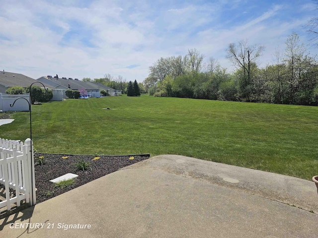 5966 Red Feather Dr, Bay City, MI 48706 - view of yard featuring a patio area