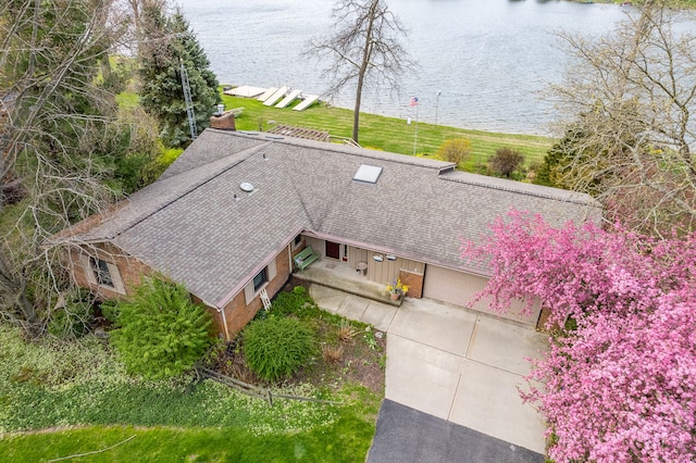 1366 E Coon Lake Rd, Howell, MI 48843 - view from above of property with a large body of water