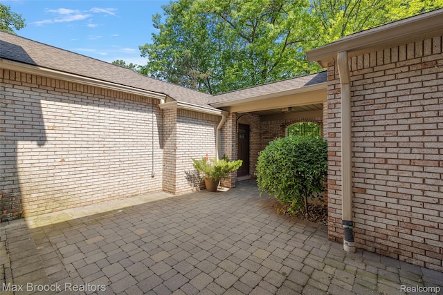 1461 Woodglen Ln Unit G-28, Bloomfield Hills, MI 48304 - view of patio / terrace