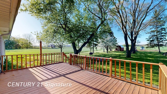 5530 Hess Rd, Saginaw, MI 48601 - wooden deck with a yard