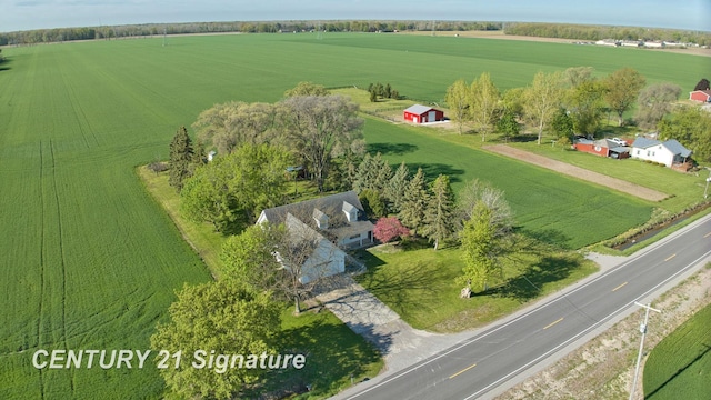 5530 Hess Rd, Saginaw, MI 48601 - overview of rural landscape featuring rows of crops