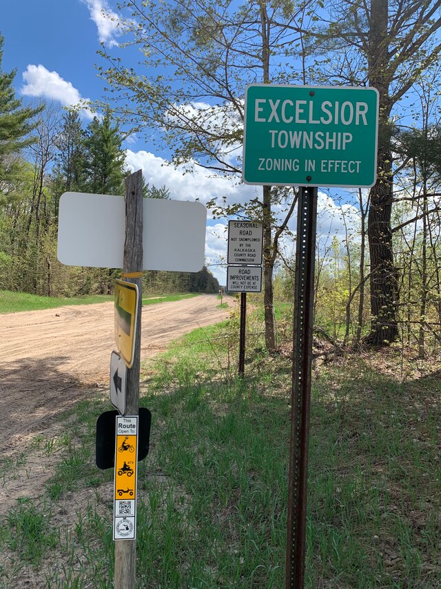 4610 Sanmott Trl NE, Kalkaska, MI 49646
