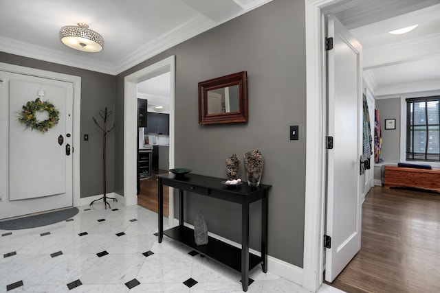 15 E Kirby St Unit 822, Detroit, MI 48202 - entryway featuring baseboards and crown molding