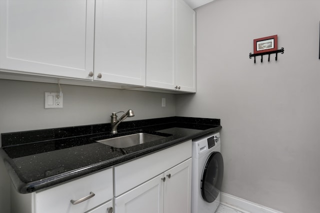 15 E Kirby St Unit 822, Detroit, MI 48202 - clothes washing area featuring washer / clothes dryer, cabinet space, and baseboards