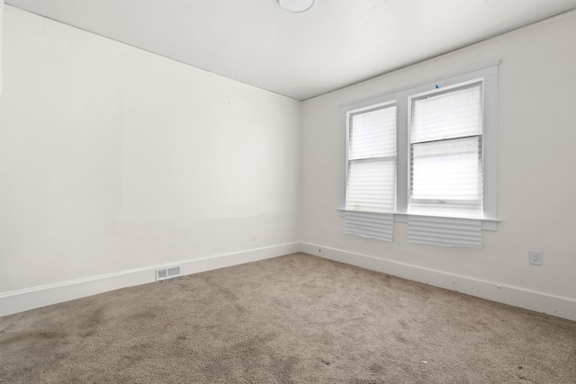 5370 Seebaldt St, Detroit, MI 48204 - carpeted spare room with baseboards
