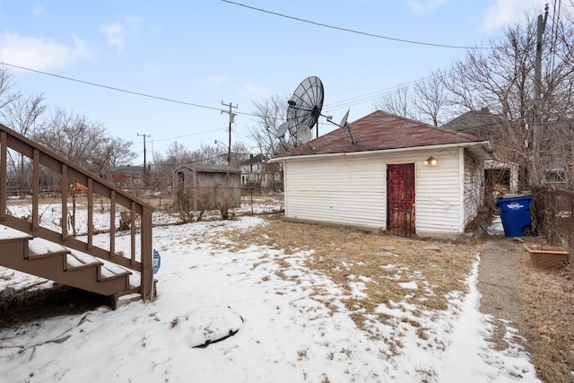 5370 Seebaldt St, Detroit, MI 48204 - yard layered in snow with an outbuilding