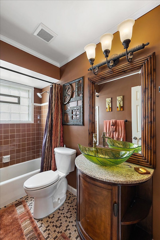 23142 Port St, Saint Clair Shores, MI 48082 - full bathroom with toilet, shower / bathtub combination with curtain, vanity, ornamental molding, and baseboards