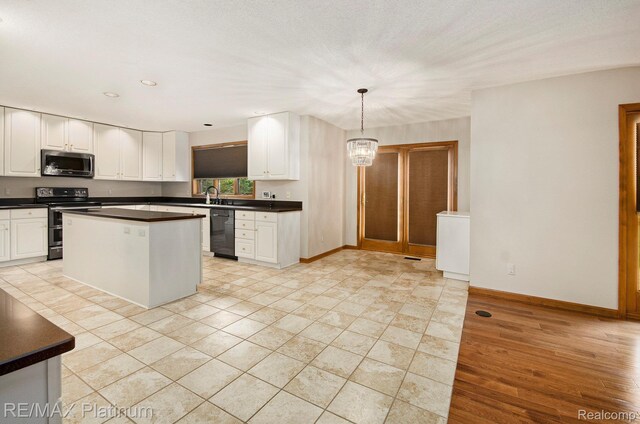 2678 Ore Valley Dr, Hartland, MI 48353 - photo 13