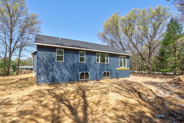 1826 S Barnes Rd, Muskegon, MI 49442 - view of rear view of house