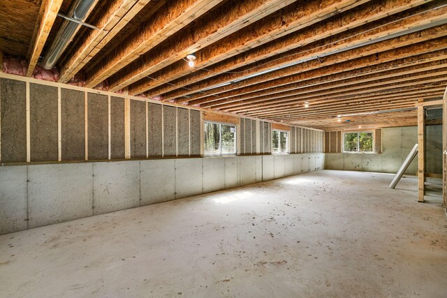 1826 S Barnes Rd, Muskegon, MI 49442 - view of below grade area