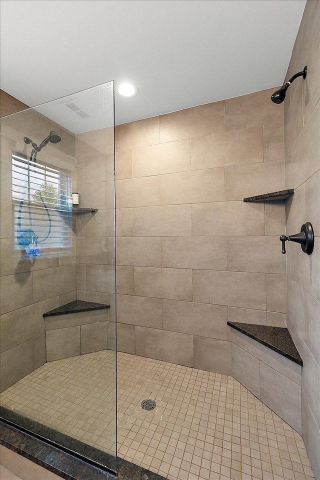1836 Marywood Dr, Royal Oak, MI 48073 - full bath featuring a tile shower