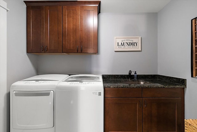 1836 Marywood Dr, Royal Oak, MI 48073 - laundry area with cabinet space and washer and clothes dryer