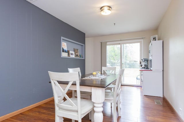 1609 Sheridan Ave, Niles, MI 49120 - dining area featuring wood finished floors and baseboards