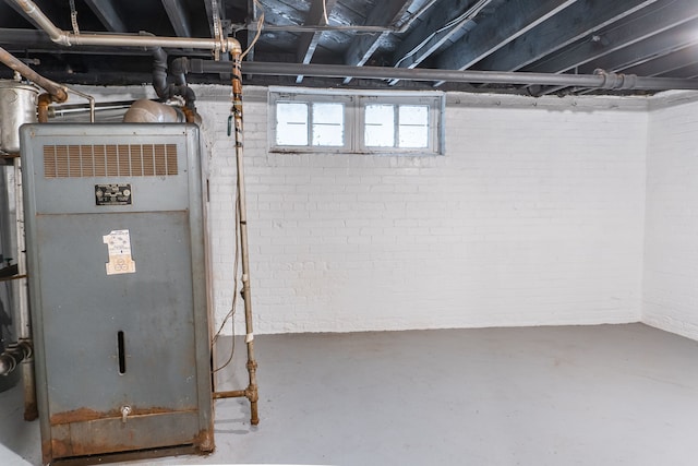 2285 Chicago Blvd, Detroit, MI 48206 - below grade area with brick wall
