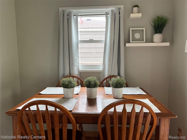 30664 Burlington St, Westland, MI 48186 - view of dining area